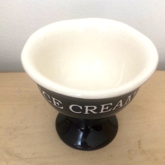 Ceramic Ice Cream 🍨 dish - Picture 2 of 2